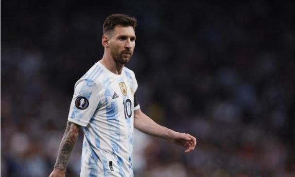 2025福布斯中国内地富豪榜发布：钟睒睒五年蝉联榜首 雷军超越马云